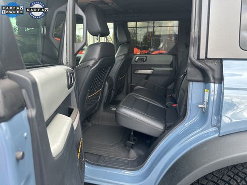 Used 2023 Ford Bronco Badlands image 2