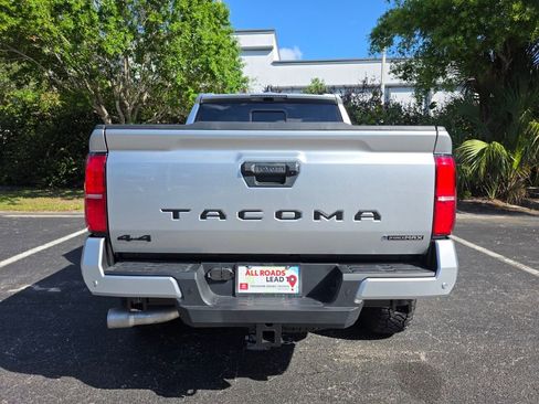 New 2026 Toyota Tacoma TRD Off-Road AWD/4WD image 10