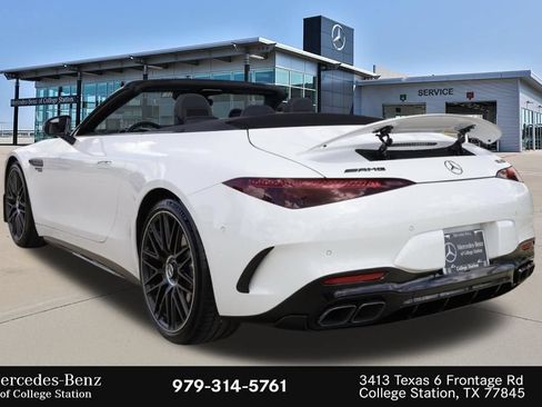 Certified 2022 Mercedes-Benz SL 63 AMG 4MATIC image 15