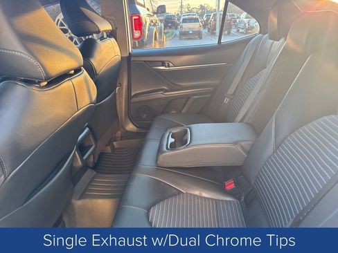 Used 2024 Toyota Camry SE image 12