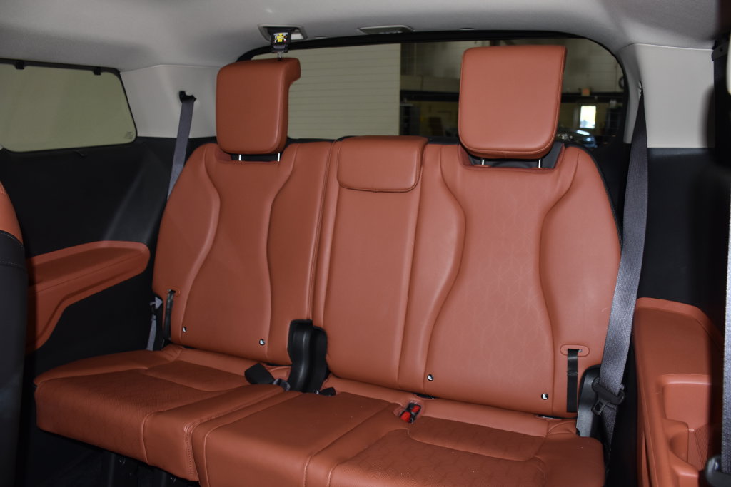 Used 2026 Kia Carnival EX FWD image 30