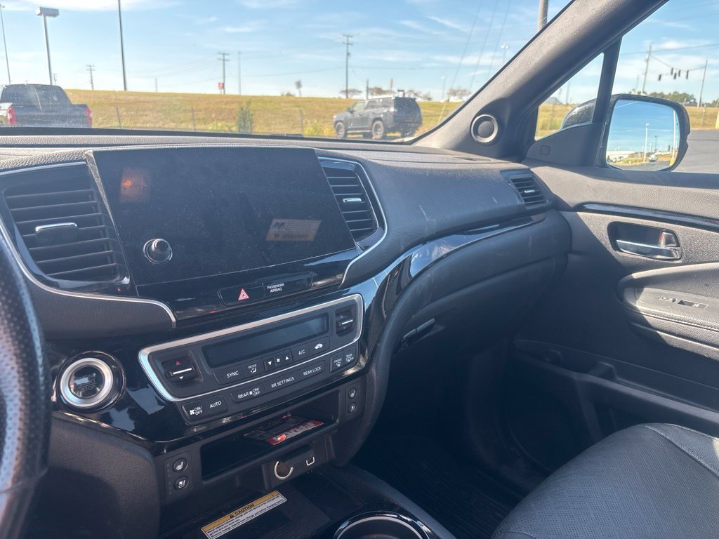 Used 2021 Honda Passport Elite image 3