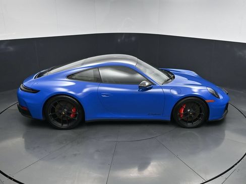 Used 2025 Porsche 911 Carrera GTS RWD image 19