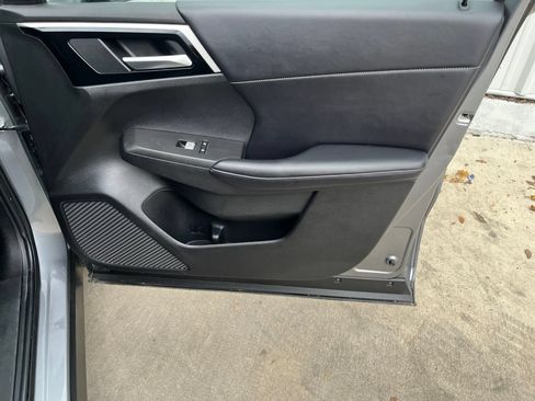 Used 2024 Mitsubishi Outlander SE FWD image 17
