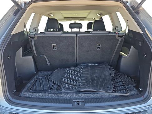 Used 2023 Volkswagen Atlas SE w/ Panoramic Sunroof Package FWD image 29