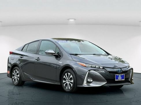 Used 2020 Toyota Prius Prime Limited w/ Carpet Mat Package FWD image 8