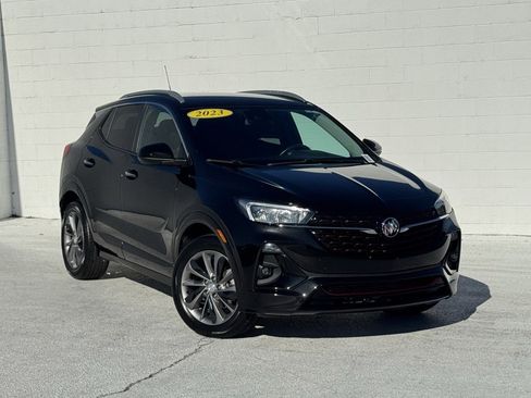 Used 2023 Buick Encore GX Select w/ Sport Touring Package image 2