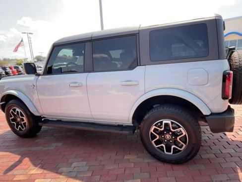 Used 2024 Ford Bronco Outer Banks AWD/4WD image 7