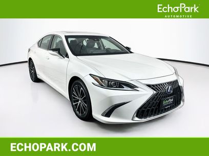 Used 2022 Lexus ES 300h w/ Premium Package