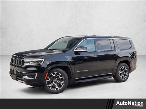 Used 2024 Jeep Wagoneer Series III AWD/4WD image 1