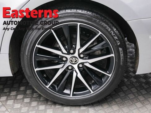 Used 2023 Toyota Camry SE FWD image 8