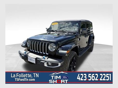 Used 2022 Jeep Wrangler Unlimited Sahara w/ Cold Weather Group AWD/4WD image 1