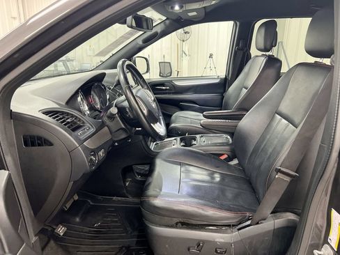 Used 2019 Dodge Grand Caravan GT FWD image 20