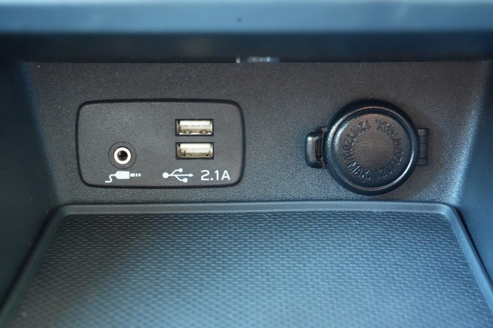 Used 2020 Subaru Forester Premium AWD/4WD image 30