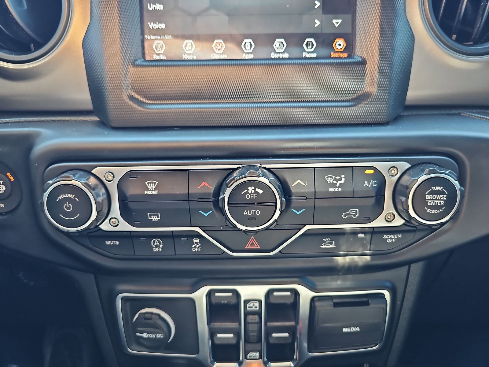 Used 2021 Jeep Wrangler Unlimited Sport AWD/4WD image 21
