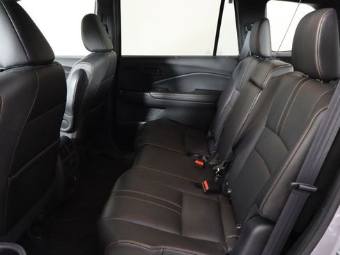 Used 2023 Honda Passport TrailSport image 15