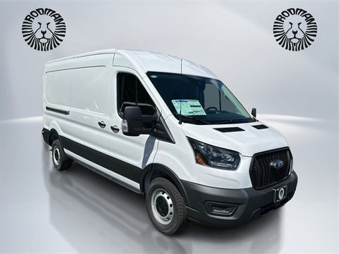 New 2025 Ford Transit 250 148 Medium Roof image 3