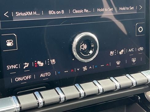 New 2026 GMC Yukon XL Elevation w/ Elevation Premium Package image 21