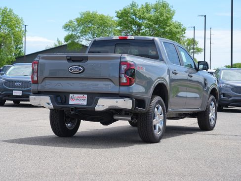 New 2025 Ford Ranger Lariat w/ FX4 Off-Road Package AWD/4WD image 3