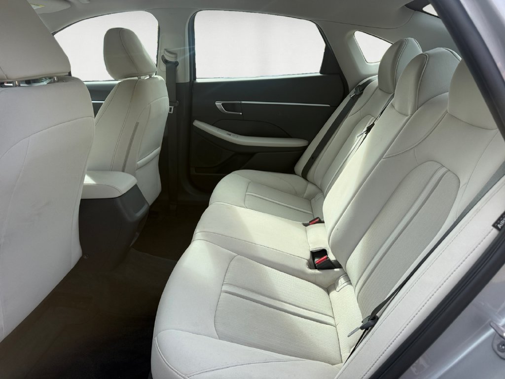 Used 2023 Hyundai Sonata SE FWD image 14