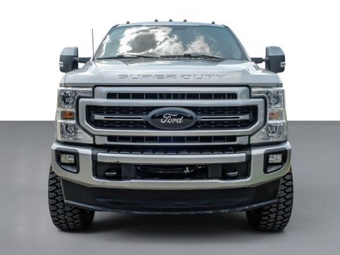 Used 2020 Ford F250 Lariat w/ Lariat Ultimate Package AWD/4WD image 3
