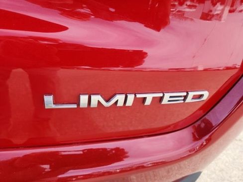 Used 2019 Jeep Compass Limited image 33