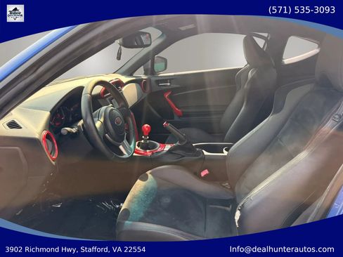 Used 2015 Subaru BRZ Limited w/ Popular Package #1B RWD image 23