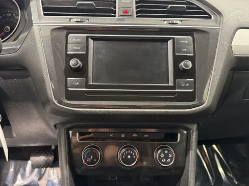 Used 2019 Volkswagen Tiguan S w/ Driver Assistance Package image 16
