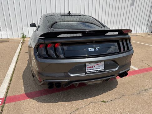 Used 2020 Ford Mustang GT Premium RWD image 5