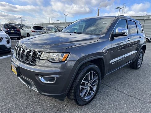 Used 2018 Jeep Grand Cherokee Limited image 9