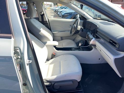 Used 2025 Hyundai Kona SEL AWD/4WD image 43