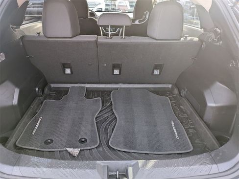 Used 2024 Subaru Crosstrek 2.0i Premium image 26