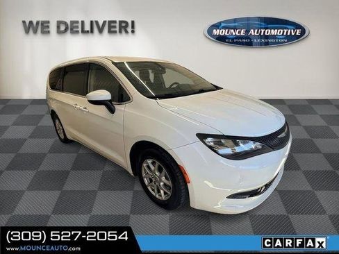 Used 2022 Chrysler Voyager LX FWD image 1