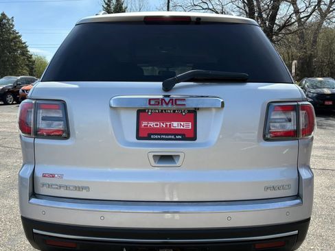 Used 2016 GMC Acadia SLT AWD/4WD image 8