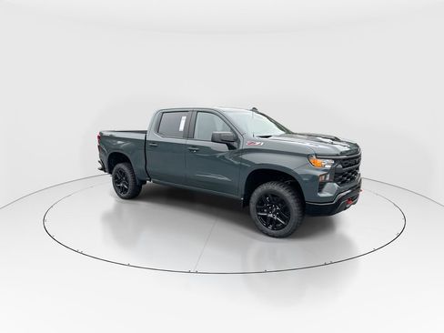 New 2026 Chevrolet Silverado 1500 Custom Trail Boss AWD/4WD image 2