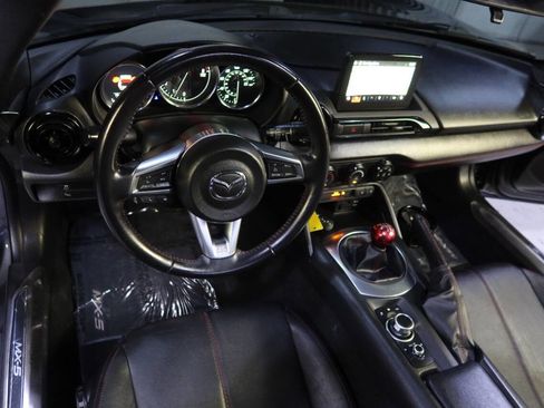 Used 2018 MAZDA MX-5 Miata RF Club w/ Brembo/BBS Package RWD image 17