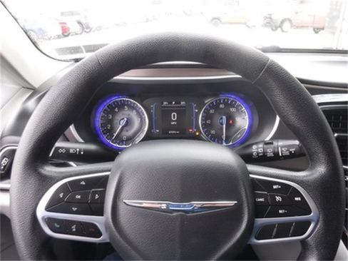 Certified 2020 Chrysler Voyager L image 26