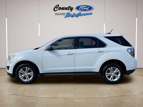Used 2016 Chevrolet Equinox LS AWD/4WD image 3