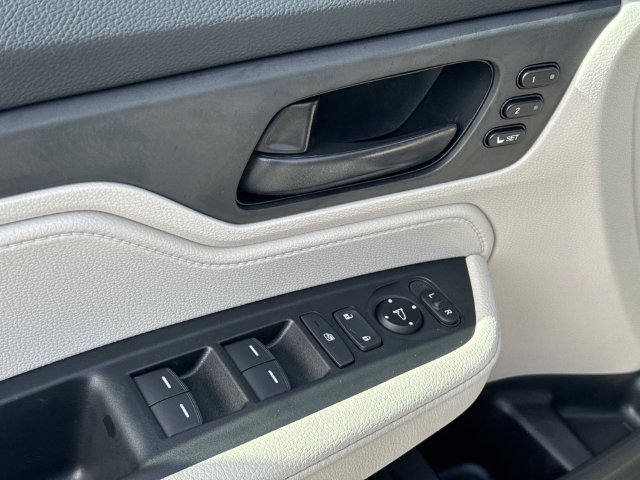 New 2027 Honda Odyssey EX-L image 13