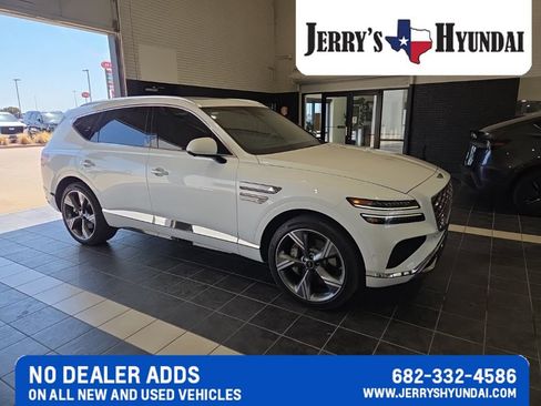 Used 2025 Genesis GV80 2.5T Prestige AWD/4WD image 2