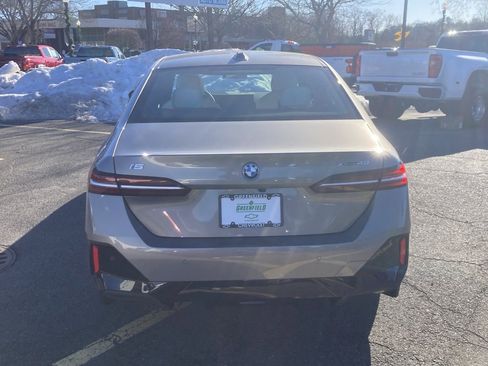 Used 2025 BMW i5 xDrive40 w/ M Sport Package image 5