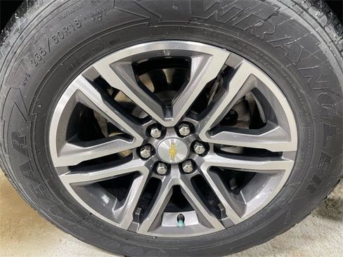 Used 2021 Chevrolet Colorado W/T w/ Custom Special Edition image 10