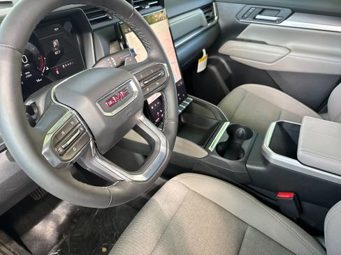 New 2026 GMC Terrain Elevation w/ Black Edition image 9