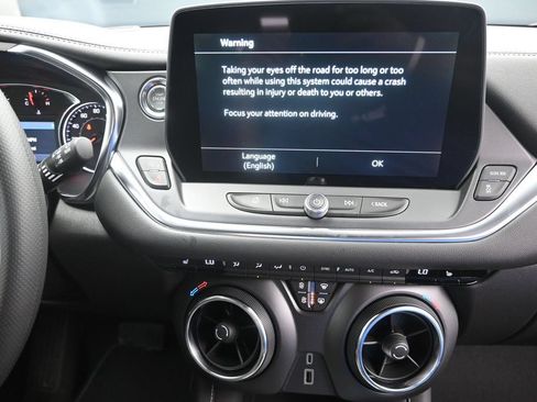 New 2026 Chevrolet Blazer LT FWD image 28