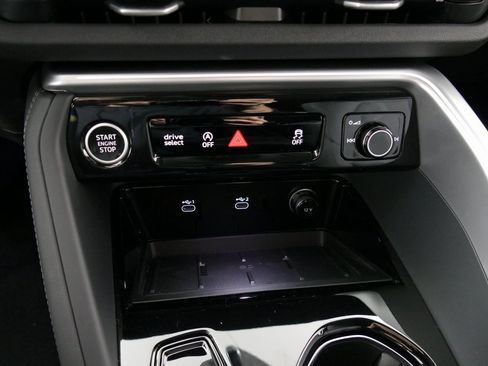 New 2025 Audi Q5 Premium Plus image 21