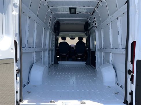New 2024 RAM ProMaster 3500 w/ Premium Convenience Group image 33