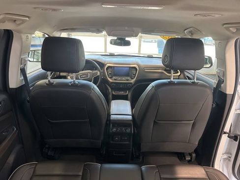 Used 2023 GMC Acadia Denali AWD/4WD image 41