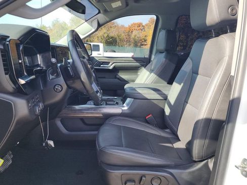 Used 2023 Chevrolet Silverado 1500 LTZ image 5