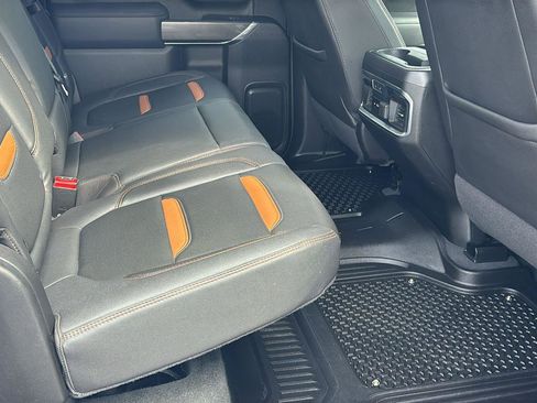 Used 2023 GMC Sierra 2500 AT4 w/ AT4 Preferred Package image 19