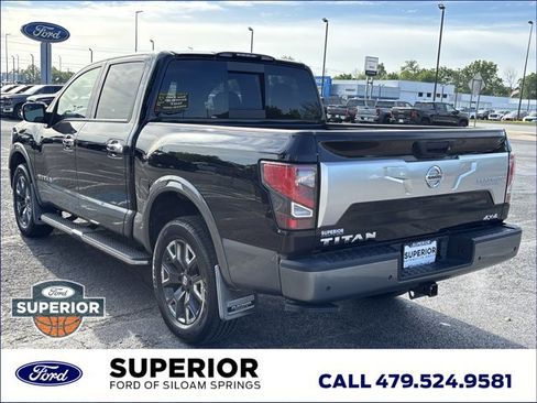 Used 2021 Nissan Titan Platinum Reserve w/ Moonroof Package AWD/4WD image 10